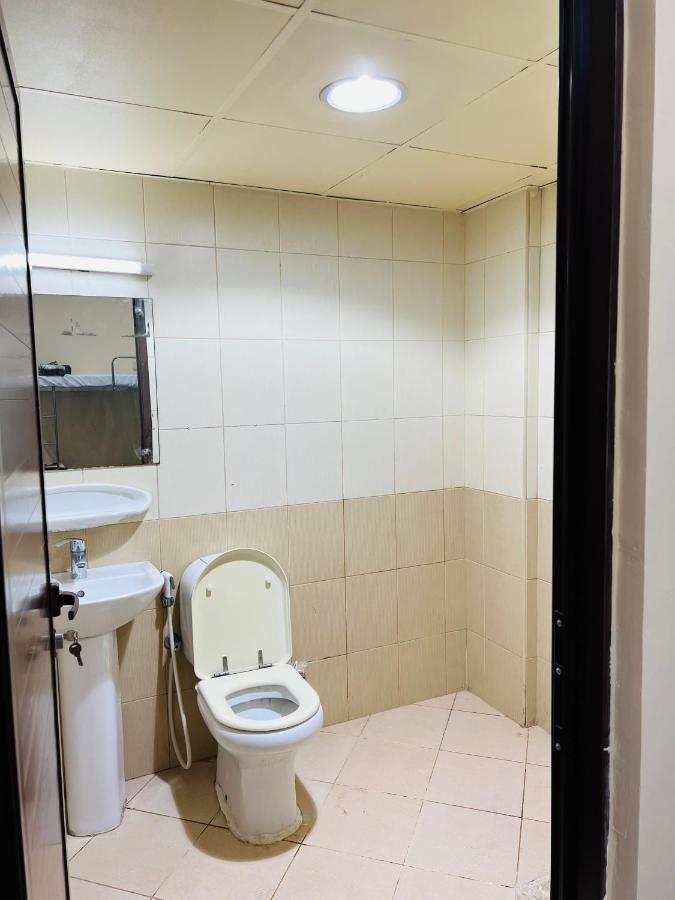 Comfort Tourist Place For Male Dubai Ngoại thất bức ảnh