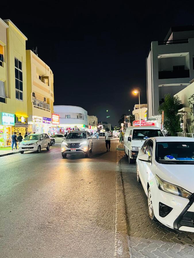 Comfort Tourist Place For Male Dubai Ngoại thất bức ảnh